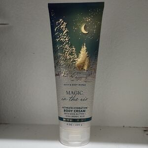 Bath & Body Works Magic in the Air Body Cream - Green and Gold